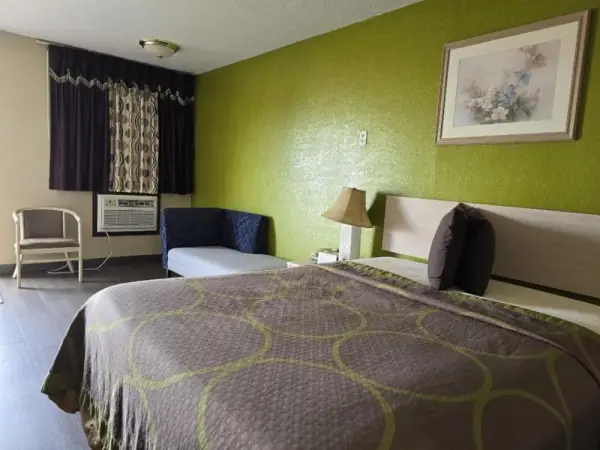 Lodge USA Motel 5